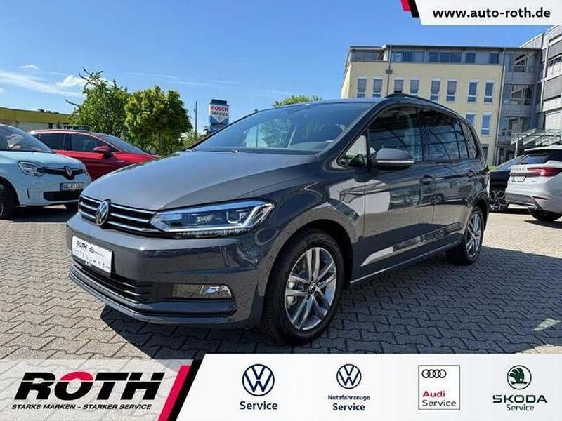 Delfingrau metallic Neu 2025 VW Touran Van / Kleinbus | 40.990 € - Bild 1/4