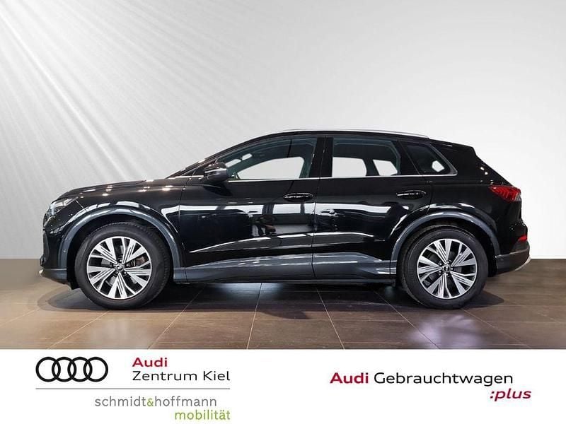 Gebraucht Audi Q4 e-tron Advanced 150 kW (204 PS) 2023 Mythosschwarz metallic SUV