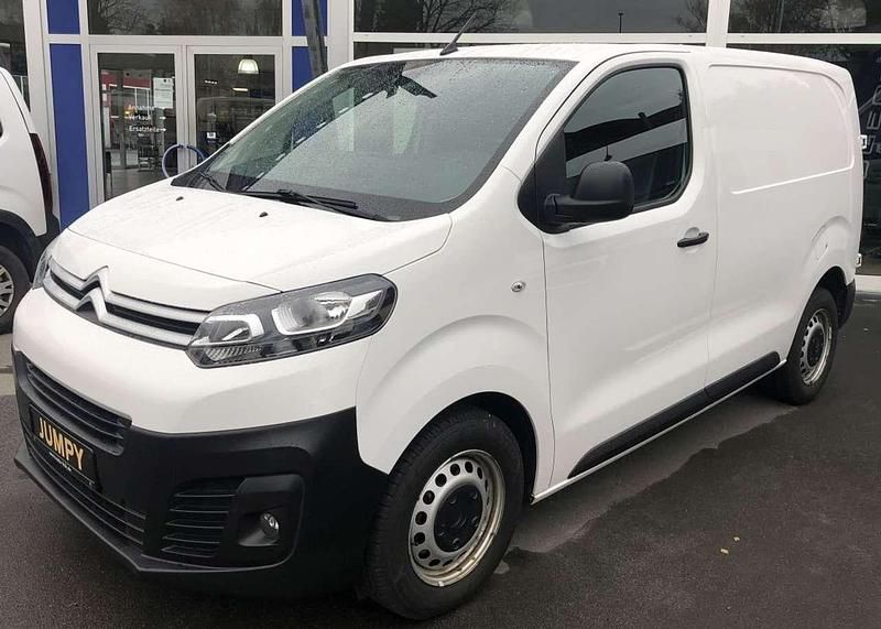 Polarweiß Gebraucht 2021 Citroën Jumpy Van / Kleinbus | 15.990 € (Superpreis) - Bild 1/4