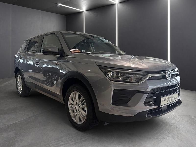 Neu KGM Korando 163 PS (119 kW) 2026 Silber SUV