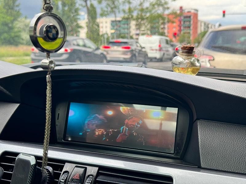 Gebraucht BMW 520 177 PS (130 kW) 2009 Schwarz Kombi