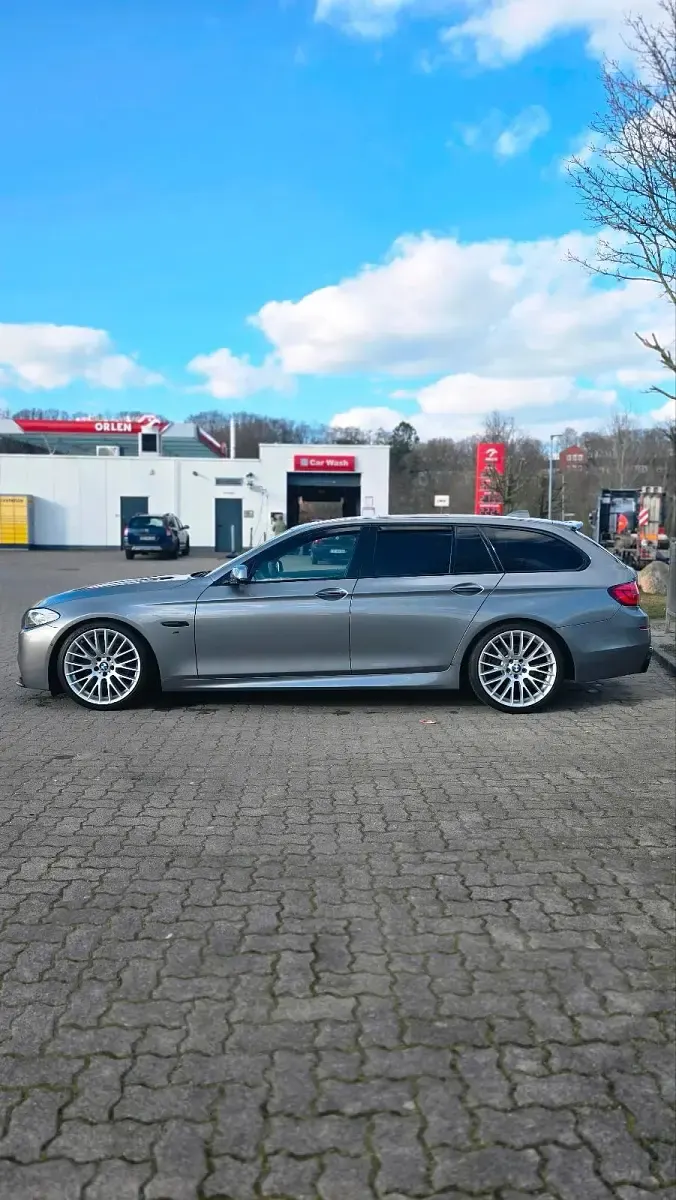 Gebraucht BMW 535 M Sport 313 PS (230 kW) 2012 Grau Kombi