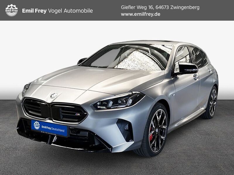 Grau Neu 2025 BMW M135 Performance Kleinwagen | 70.110 € - Bild 1/4