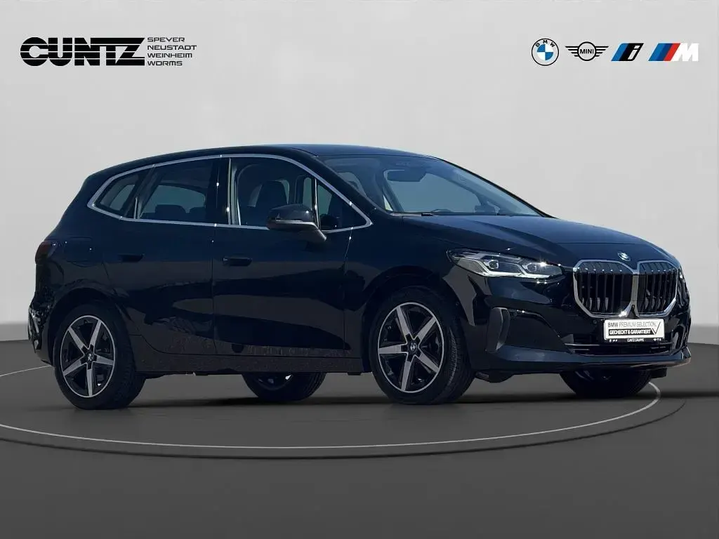 Gebraucht BMW 223 Active Tourer Sport Line 218 PS (160 kW) 2023 Schwarz uni Van / Kleinbus