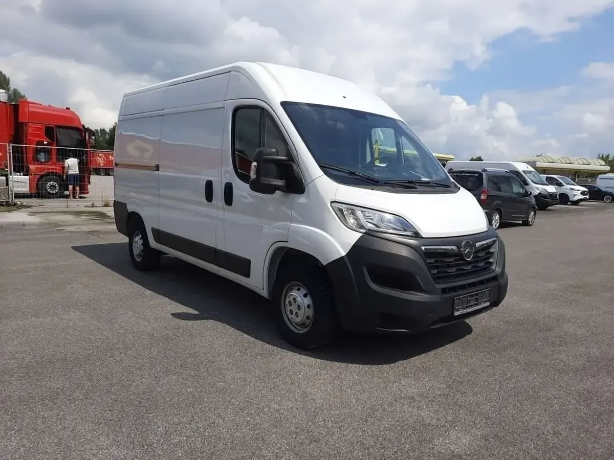 Gebraucht Opel Movano Edition 140 PS (102 kW) 2023 Casabl/arctic/eisweiss/kaolin Van