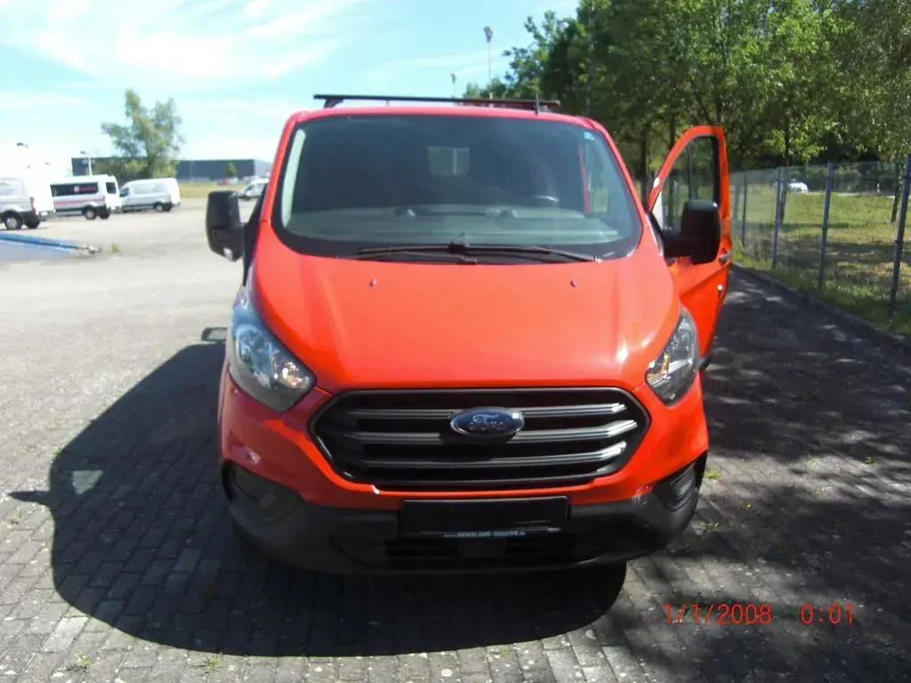 Gebraucht Ford Transit Custom Trend 105 PS (77 kW) 2019 Rot Limousine