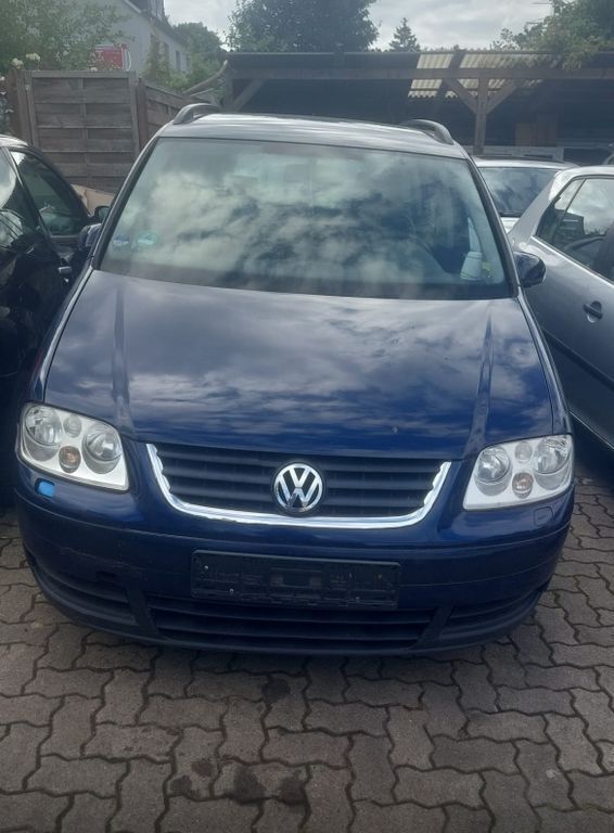 Blau Gebraucht 2005 VW Touran Highline Van / Kleinbus | 2.000 € (Superpreis) - Bild 1/3