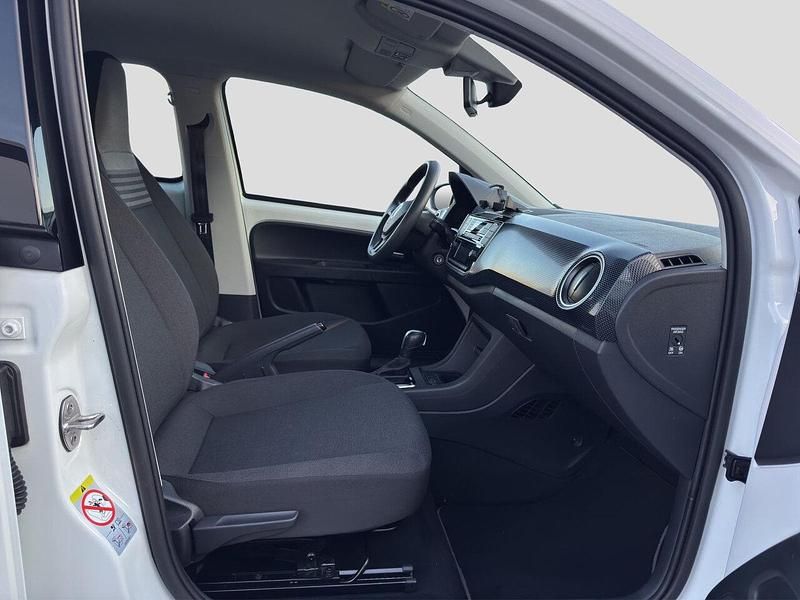 Gebraucht VW e-up! 61 kW (83 PS) 2021 Pure white Kleinwagen