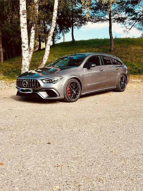 Grau Gebraucht 2020 Mercedes CLA45 AMG AMG Kombi | 41.900 € (Guter Preis) - Bild 1/4