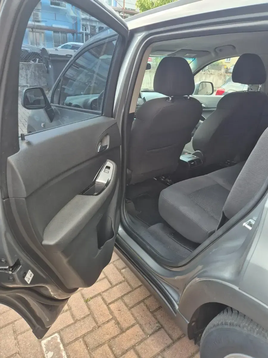 Gebraucht Chevrolet Orlando 163 PS (119 kW) 2011 Grau Van / Kleinbus