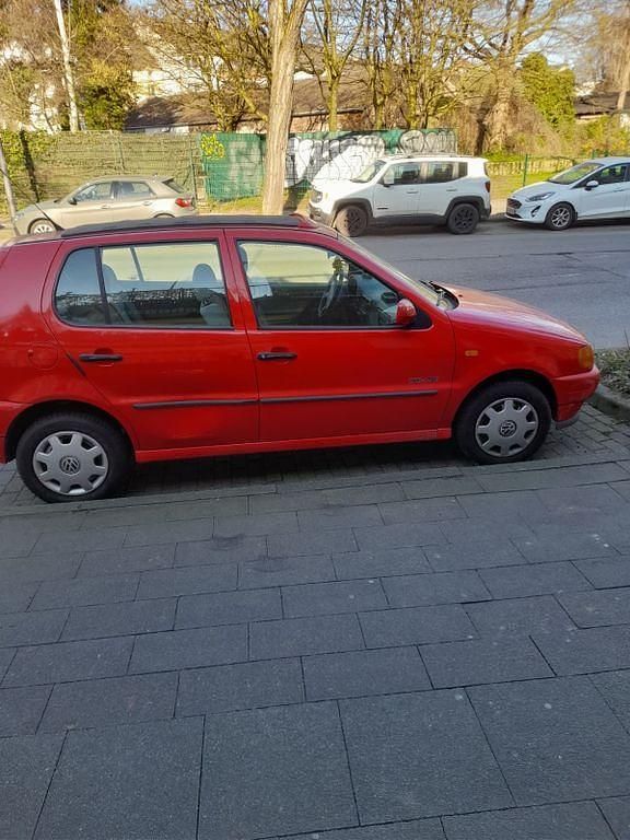Gebraucht VW Polo Basis 60 PS (44 kW) 1997 Rot Limousine