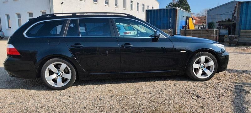 Gebraucht BMW 528 218 PS (160 kW) 2007 Schwarz Kombi