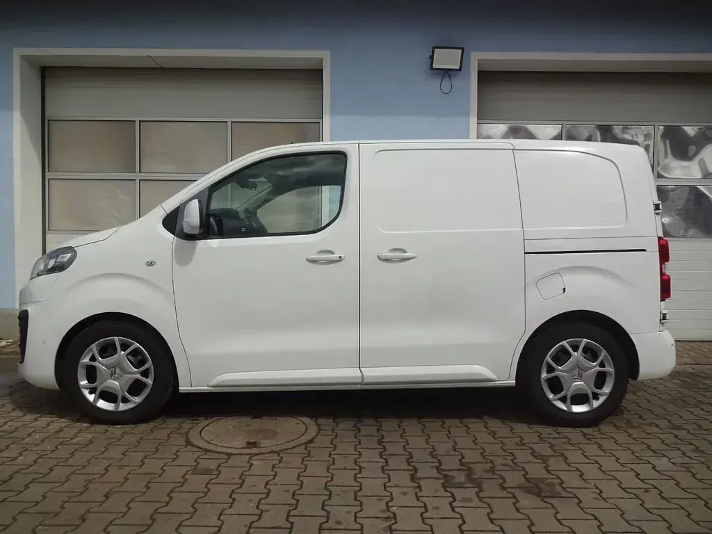 Gebraucht Citroën Jumpy Business Class 179 PS (131 kW) 2019 Weiß Van / Kleinbus