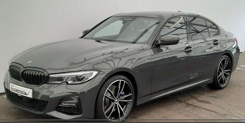 Grau Gebraucht 2020 BMW 330 M Sport Limousine | 41.999 € (Etwas zu teuer) - Bild 1/4