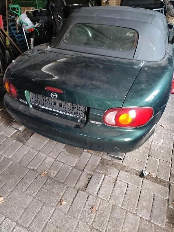 Gebraucht Mazda MX5 116 PS (85 kW) 2000 Grün Cabrio