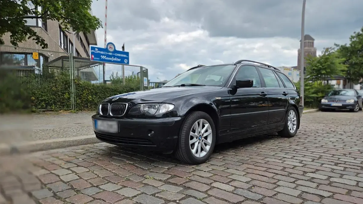 Gebraucht BMW 318 143 PS (105 kW) 2004 Schwarz Kombi