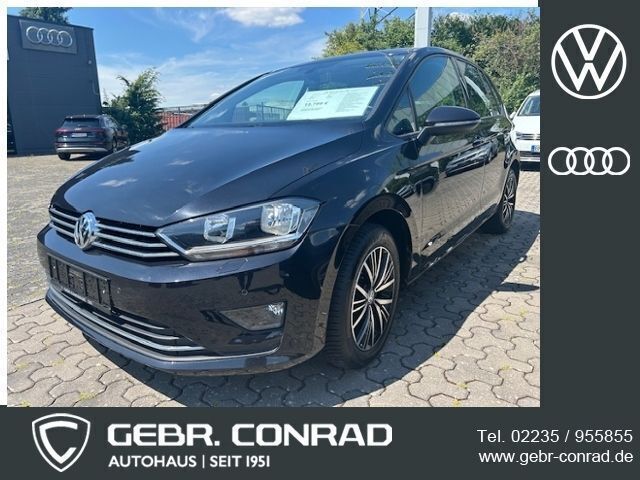 Deep black perleffekt Gebraucht 2016 VW Golf Sportsvan Allstar Van / Kleinbus | 15.789 € (Teuer) - Bild 1/4