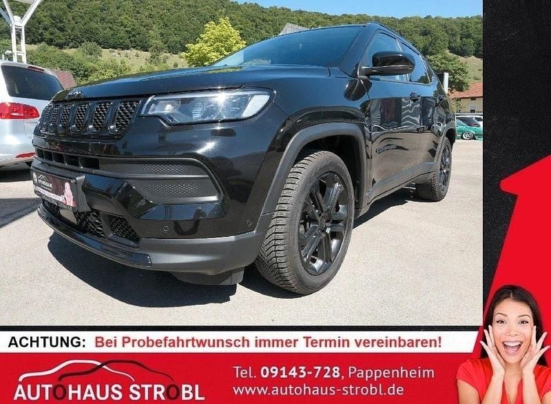 Black clear coat Gebraucht 2022 Jeep Compass Night Eagle SUV | 19.850 € (Fairer Preis) - Bild 1/4