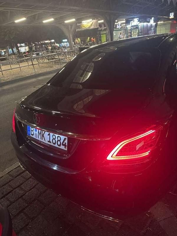 Schwarz Gebraucht 2019 Mercedes C300 Limousine | 31.000 € (Fairer Preis) - Bild 1/4