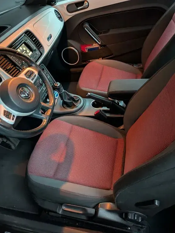 Gebraucht VW Beetle Edition 105 PS (77 kW) 2012 Weiß Kleinwagen