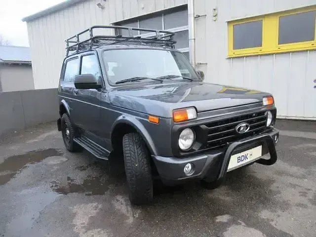Gebraucht Lada Urban 140 PS (102 kW) 2021 Grau SUV