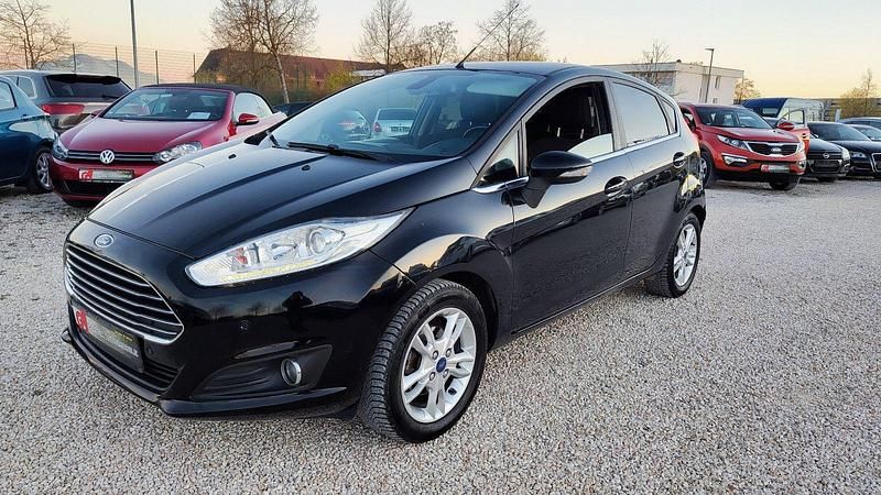 Gebraucht Ford Fiesta Titanium 95 PS (69 kW) 2016 Schwarz Kleinwagen