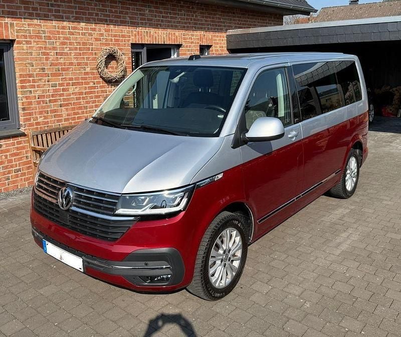 Usado VW Multivan Generation Six 150 HP (110 kW) 2021 Vermelho Monovolume