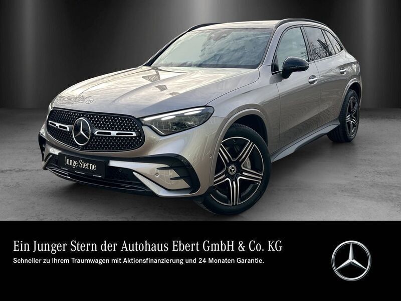 Mojavesilber Gebraucht 2024 Mercedes GLC300 Premium SUV | 71.880 € (Etwas zu teuer) - Bild 1/4