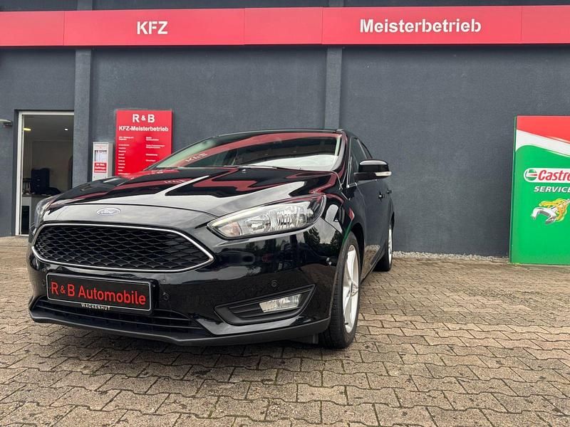 Schwarz Gebraucht 2018 Ford Focus Cool & Connect Kombi | 9.455 € (Superpreis) - Bild 1/4