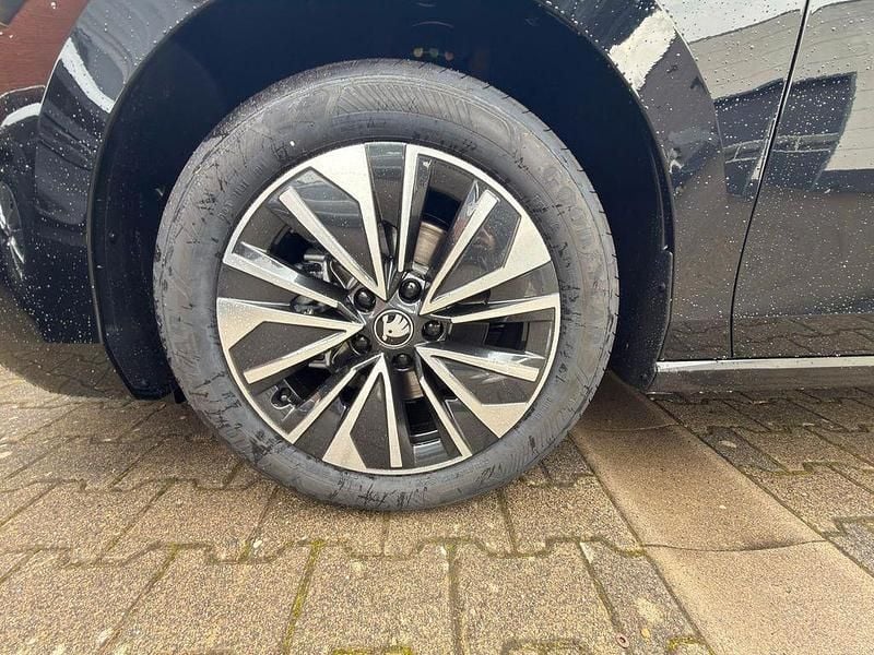Neu Skoda Superb Selection 150 PS (110 kW) 2026 Schwarz Kombi