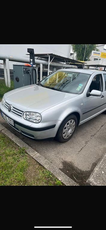 Silber Gebraucht 2001 VW Golf IV Basis Kombi | 1.500 € (Fairer Preis) - Bild 1/4
