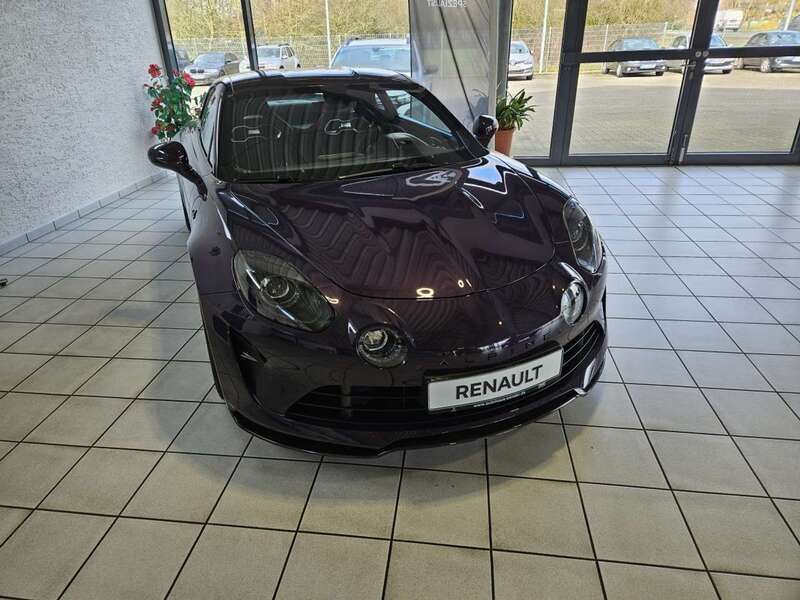 Schwarze tulpe (metallic) Gebraucht 2023 Alpine A110 Coupé | 74.650 € (Teuer) - Bild 1/4