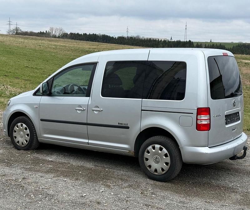 Gebraucht VW Caddy 102 PS (75 kW) 2012 Silber Van / Kleinbus