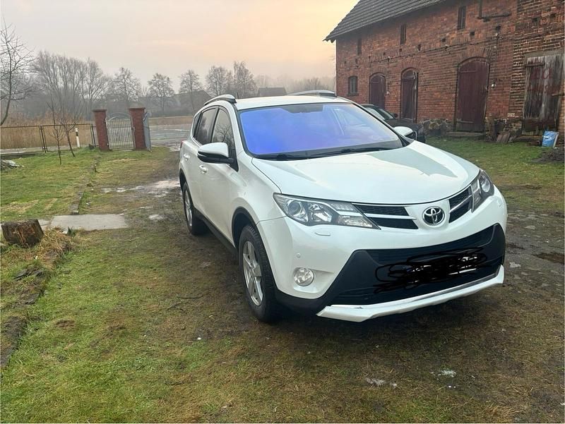 Gebraucht Toyota RAV4 150 PS (110 kW) 2015 Weiß SUV