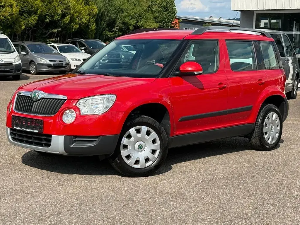Gebraucht Skoda Yeti Active 105 PS (77 kW) 2010 Cervena corrida/corrida rot SUV