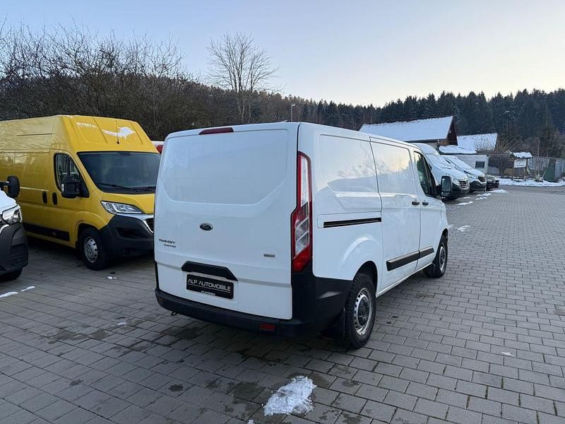Gebraucht Ford Transit Custom 105 PS (77 kW) 2018 Weiß Van
