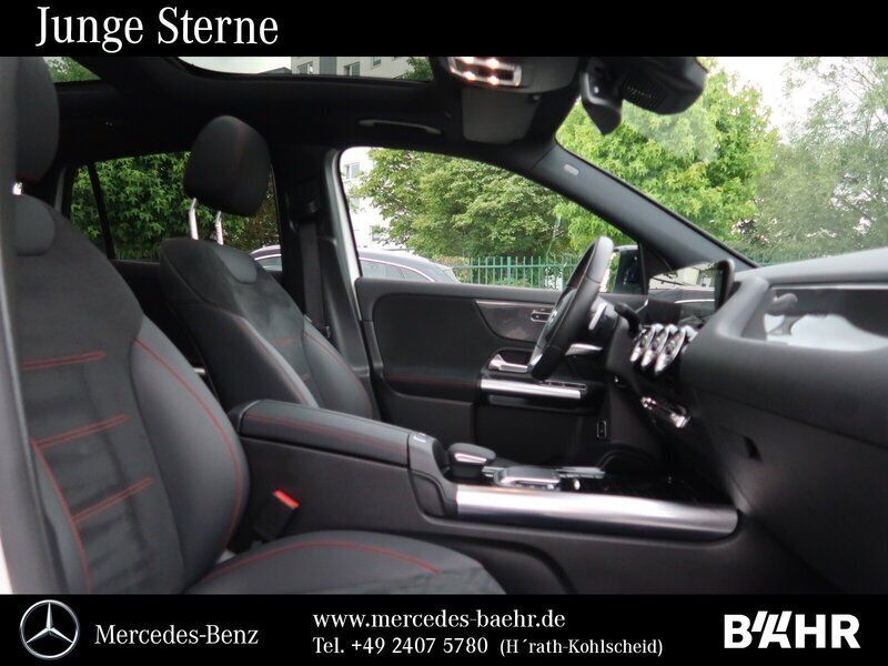 Gebraucht Mercedes GLA200 AMG 150 PS (110 kW) 2023 Polarweiß SUV