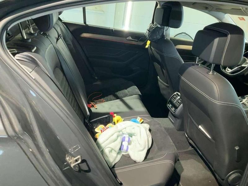 Gebraucht VW Passat Elegance 200 PS (147 kW) 2020 Grau Limousine
