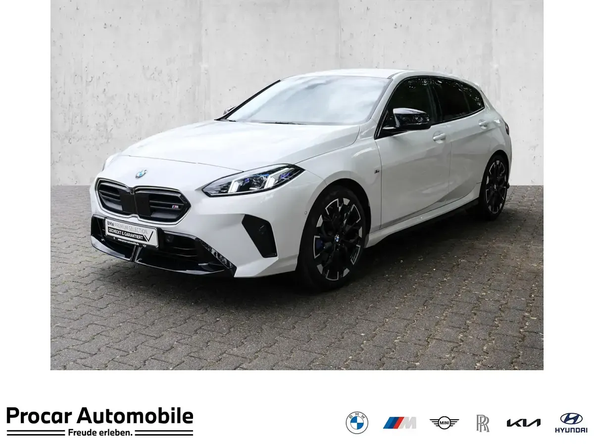 Gebraucht BMW M135 M Sport 300 PS (220 kW) 2025 Kleinwagen