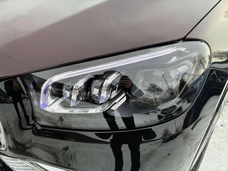 Gebraucht Mercedes GLS600 Maybach 557 PS (409 kW) 2023 Schwarz SUV