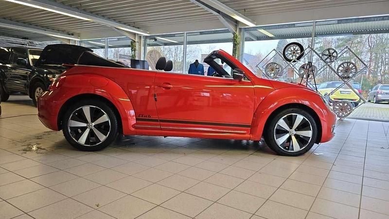 Używany VW Beetle CLUB 150 KM (110 kW) 2016 Pomarańczowy Hatchback