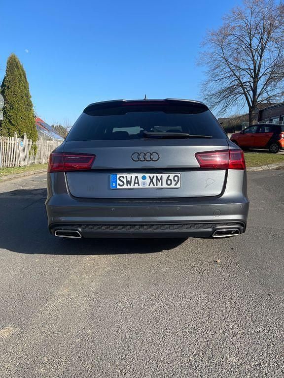 Gebraucht Audi A6 Ambiente 320 PS (235 kW) 2017 Grau Kombi