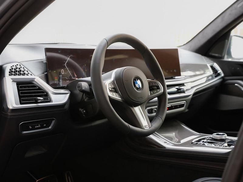 Neu BMW X7 Efficient Dynamics 352 PS (258 kW) 2026 Schwarz SUV