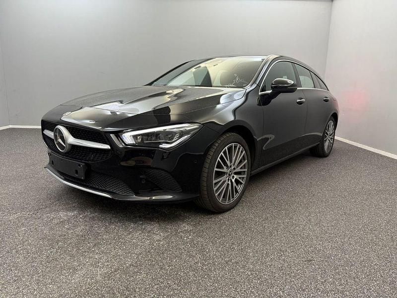 Schwarz Gebraucht 2022 Mercedes CLA250e Shooting Brake Kombi | 22.499 € (Superpreis) - Bild 1/4