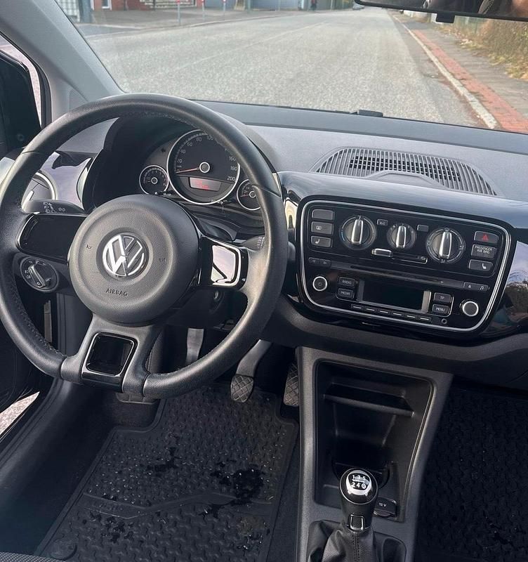 Gebraucht VW up! high up! 75 PS (55 kW) 2013 Schwarz Kleinwagen
