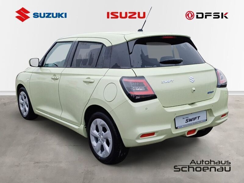 Neu Suzuki Swift Comfort 83 PS (61 kW) 2025 Gelb Kleinwagen