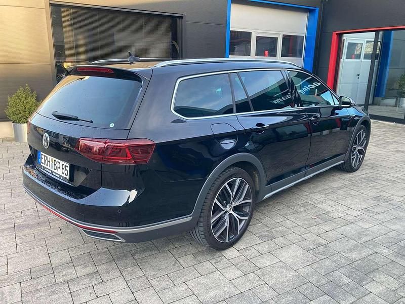 Gebraucht VW Passat Alltrack 190 PS (139 kW) 2020 Schwarz Kombi