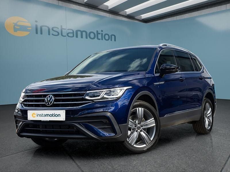 Blau Gebraucht 2024 VW Tiguan SUV | 40.249 € (Fairer Preis) - Bild 1/4