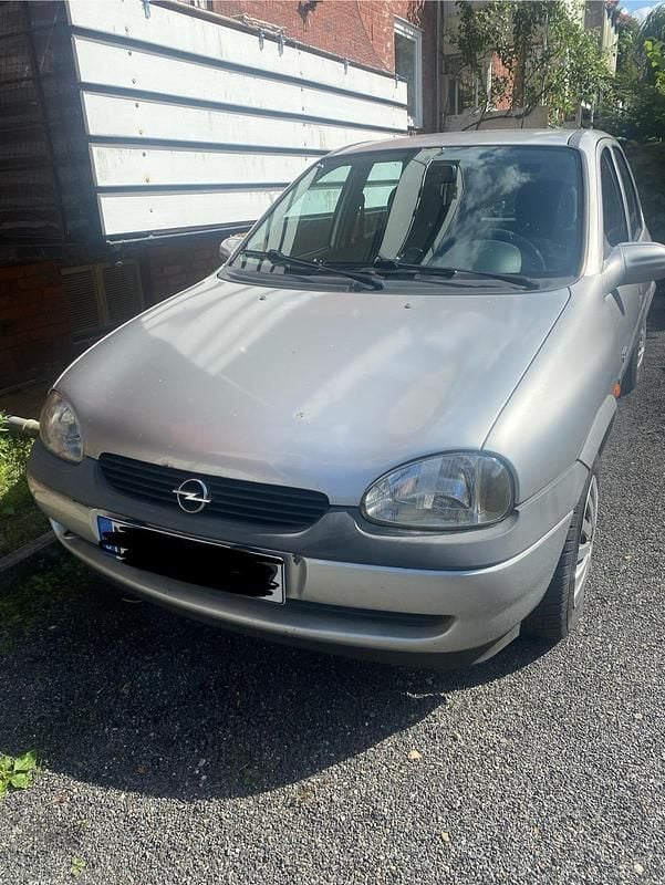 Silber Gebraucht 2000 Opel Corsa Edition Kleinwagen | 500 € (Superpreis) - Bild 1/4