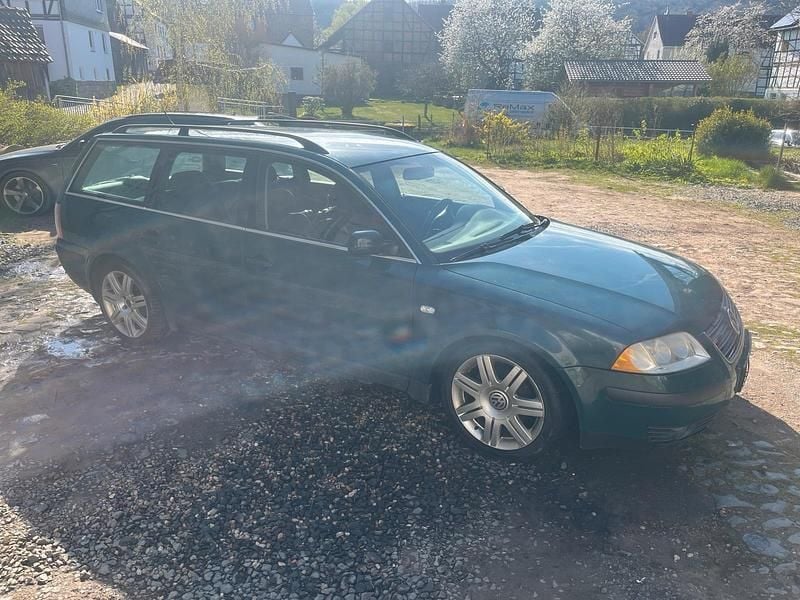 Gebraucht VW Passat 131 PS (96 kW) 2003 Grün Kombi